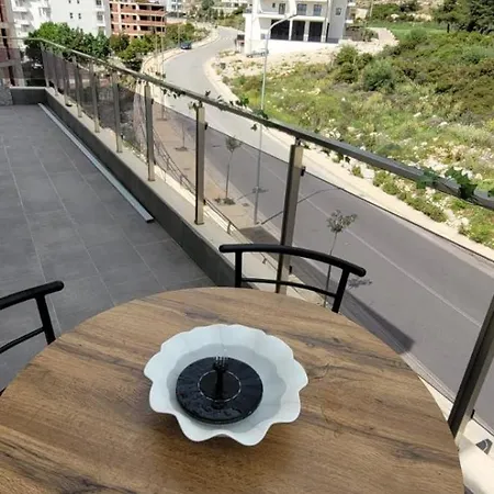 Kat Apartment Sarande